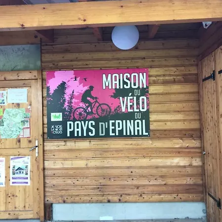 בית הארחה Le Refuge Du Chaumousey